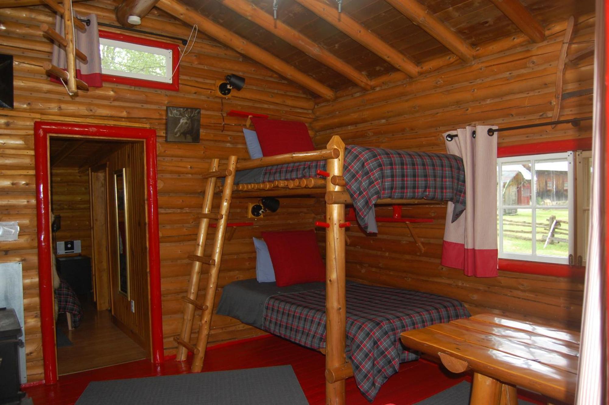 Domaine Le Bostonnais - Le Village En Bois Rond La Tuque Room photo